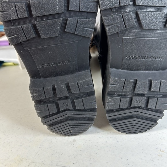 Scotch & Soda Black Leather Aubri Knee High Tall Chelsea Lug Sole 38/7.5 - Picture 6 of 11